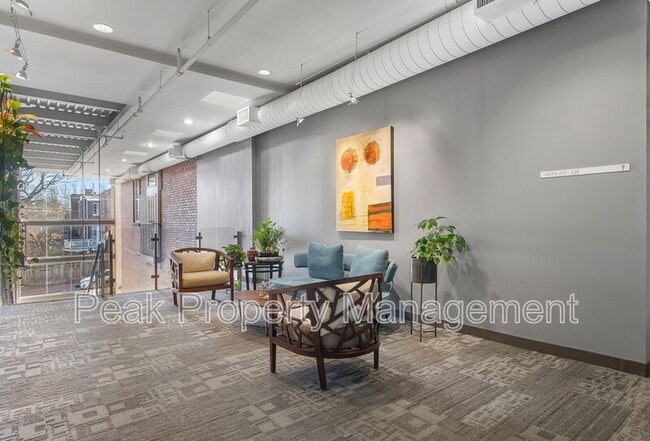 Building Photo - 306 N 26th St