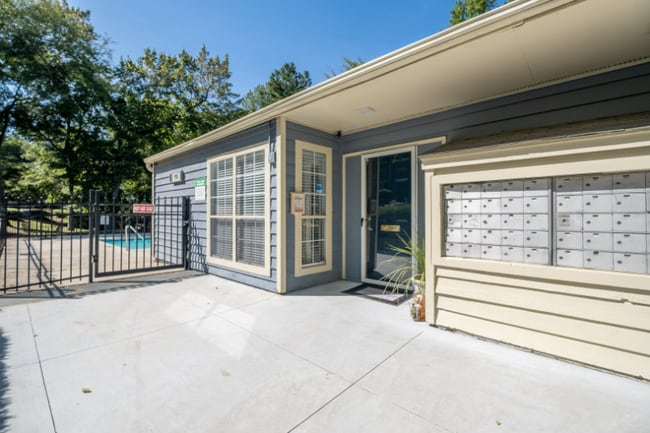 Building Photo - 3911 Water Oak Dr