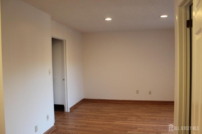 Building Photo - 224 Westgate Dr