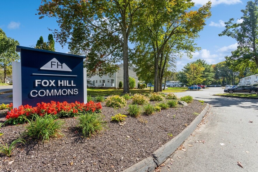 Primary Photo - Fox Hill Commons