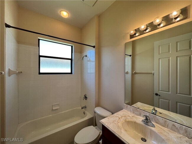 Building Photo - 10153 Avalon Lake Cir