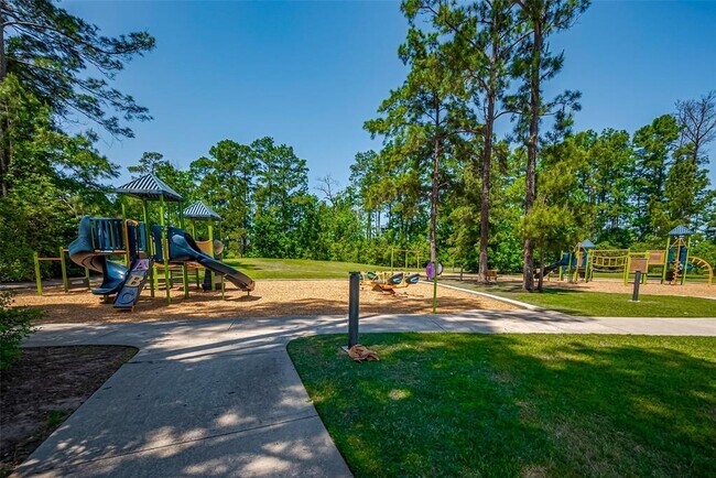 Building Photo - 12013 New River Ct