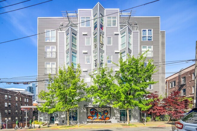 Building Photo - Easy on the Budget