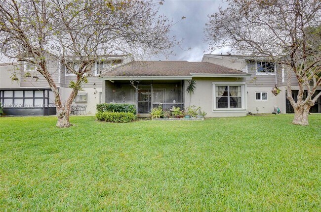 Building Photo - 662 Woodgate Ln