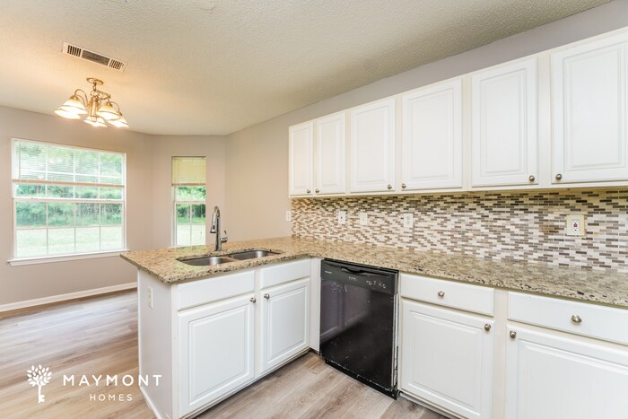 Building Photo - 311 Ermines Way