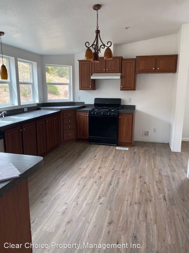 Building Photo - 4 br, 2 bath House - 3790 Blue Ridge Rd