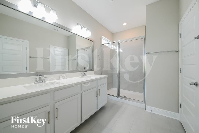 Building Photo - 5331 Spanish Moss Cv