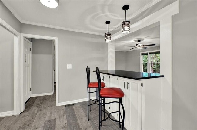 Building Photo - 20 Timberlane Terrace SW