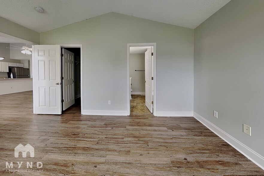 Building Photo - 54 Pedernales Dr