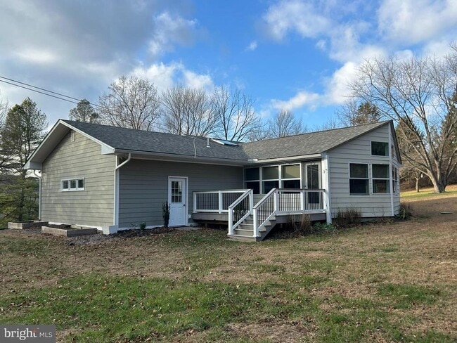 Building Photo - 136 Cedar Knoll Rd