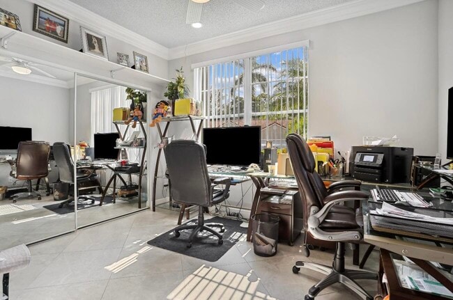 Building Photo - 7823 Bridlington Dr