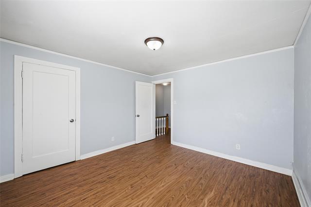 Building Photo - 305 W Morton St