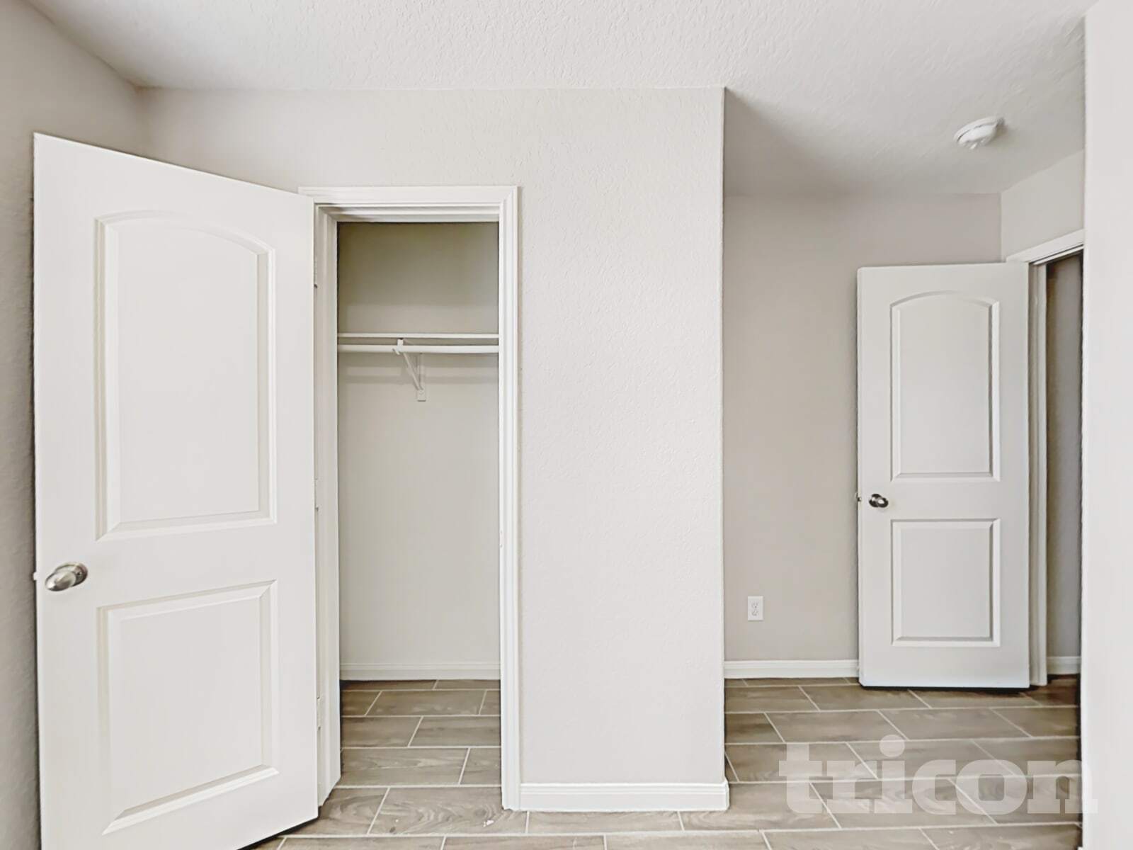 Building Photo - 6219 Still Meadow