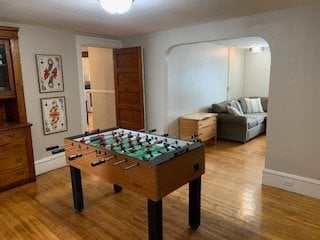 Building Photo - 423 E Portage Ave