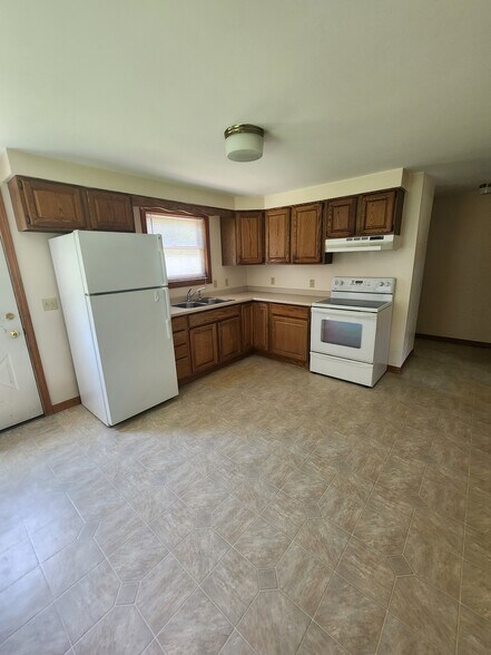 Building Photo - 41A Revere Cir