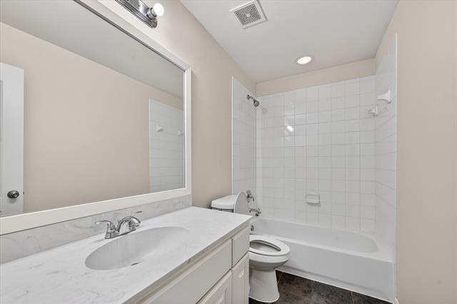 Building Photo - 2304 Janna Way