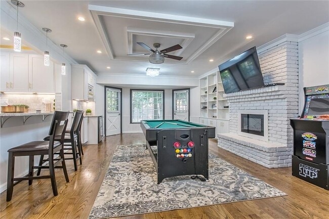 Building Photo - 6680 Williamson Dr NE