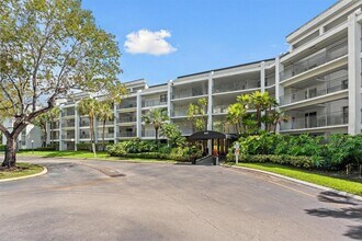 Building Photo - 16171 Blatt Blvd