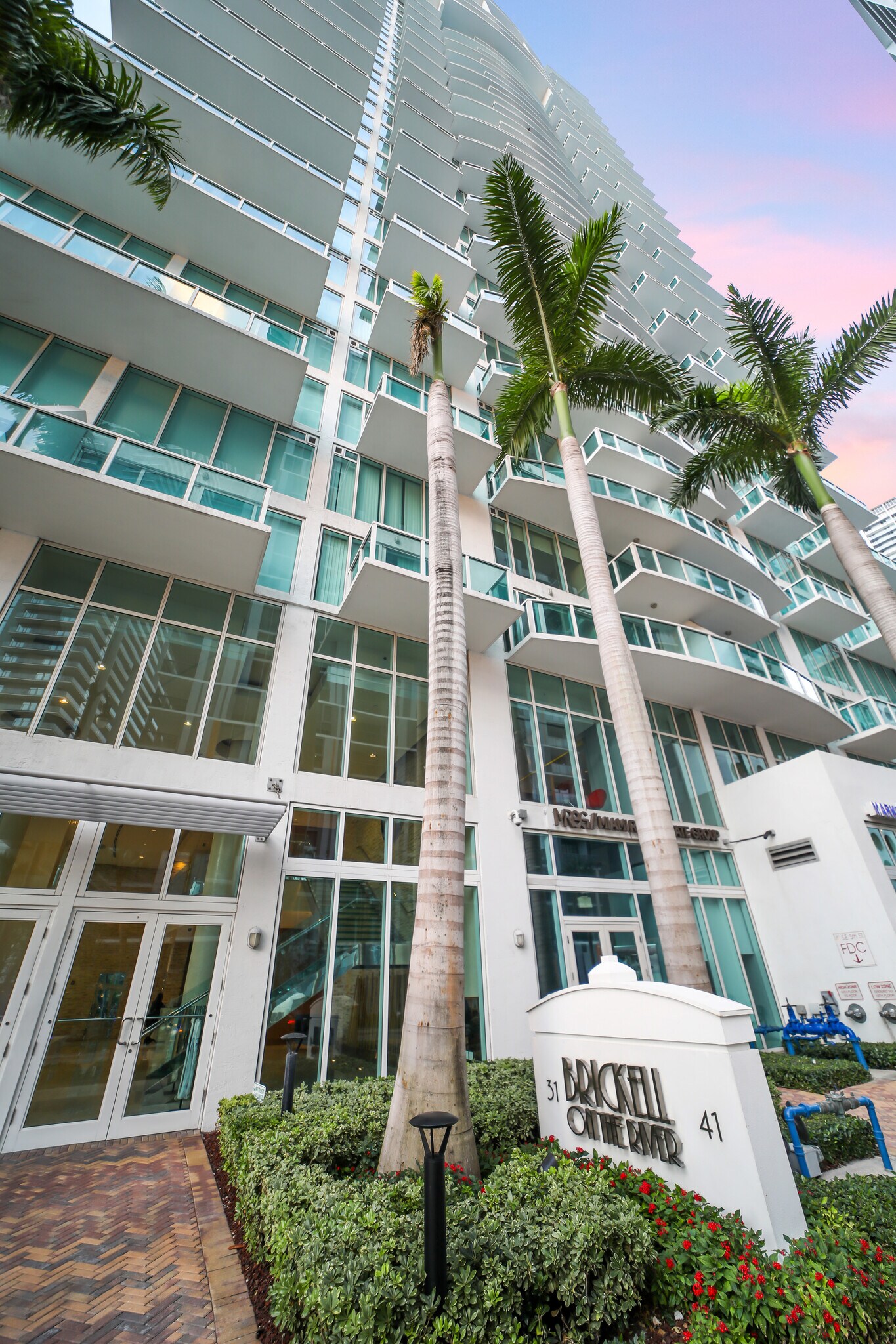 Building Photo - 31 SE 5th St