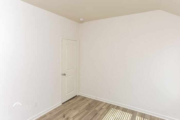 Building Photo - 1032 Wheatfield Ln