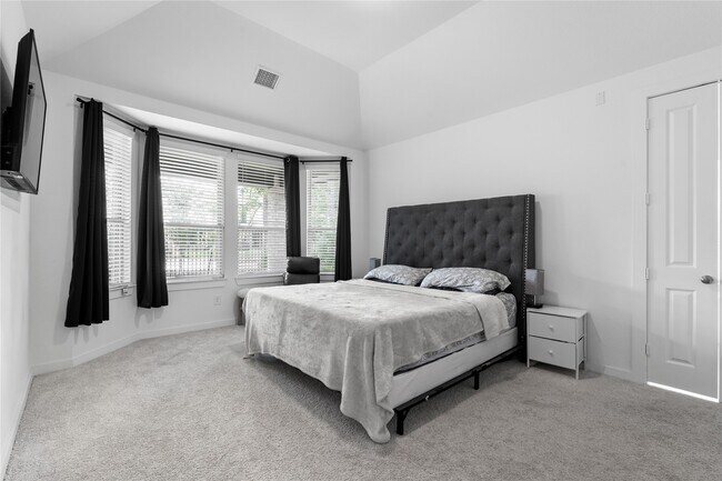 Building Photo - 7478 Cattail Fls Ln
