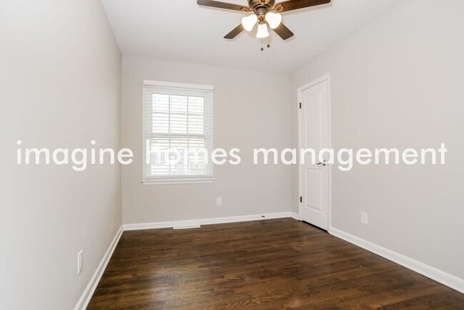 Building Photo - Lovely Freshly Remodeled 3BR 2BA Home in O...