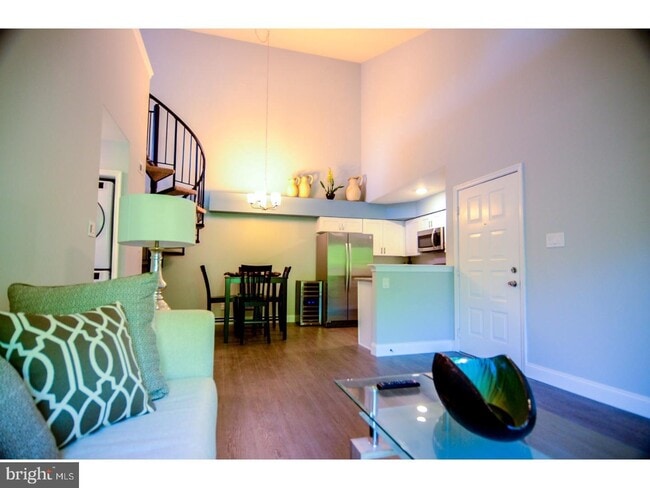 Building Photo - 1094 Tristram Cir