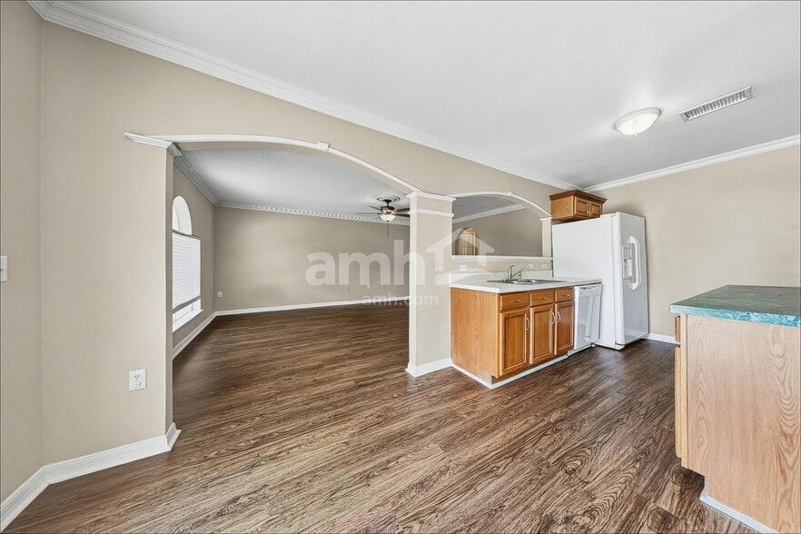 Building Photo - 30126 Rattana Ct