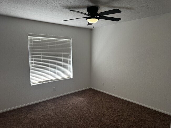 Building Photo - 9191 White Rd