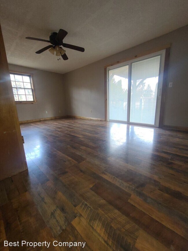 Building Photo - 4 br, 2 bath House - 237 Stadium Drive South