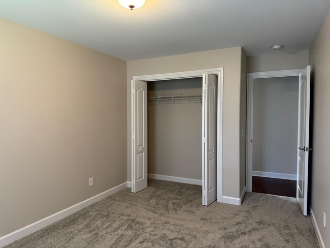 Building Photo - 7015 Windscape Dr NW