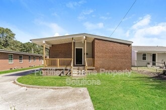 Building Photo - 509 Saunders Pl