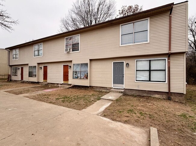 Building Photo - 531 N Betty Jo Dr