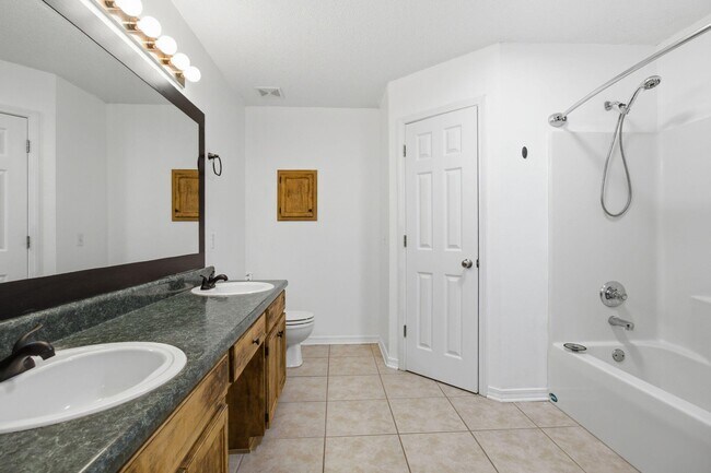 Building Photo - 5135 Whitehurst Ln