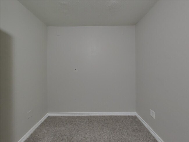 Building Photo - 5519 Bridgegate Dr