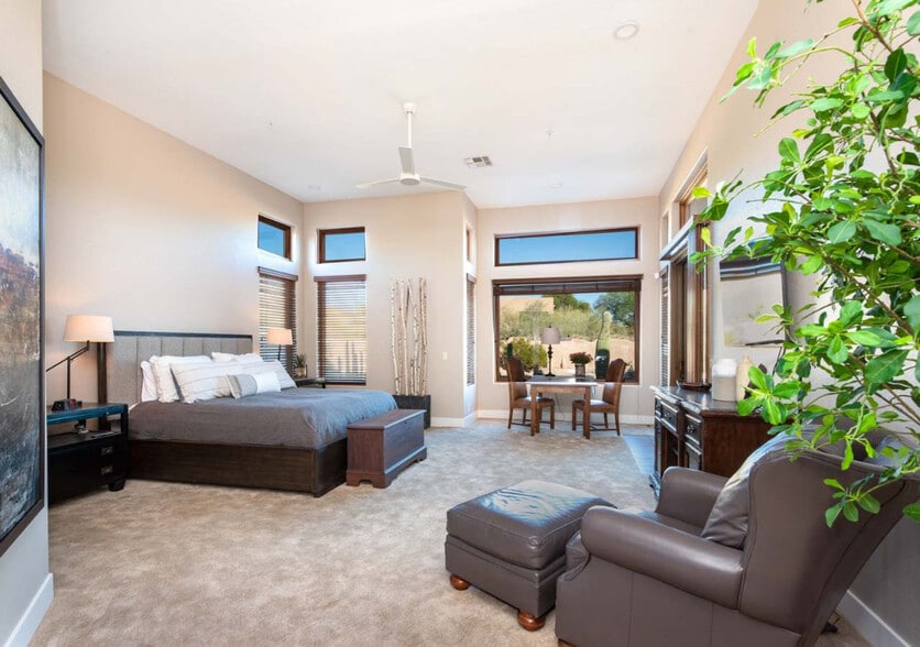 Building Photo - 7970 E Las Piedras Way