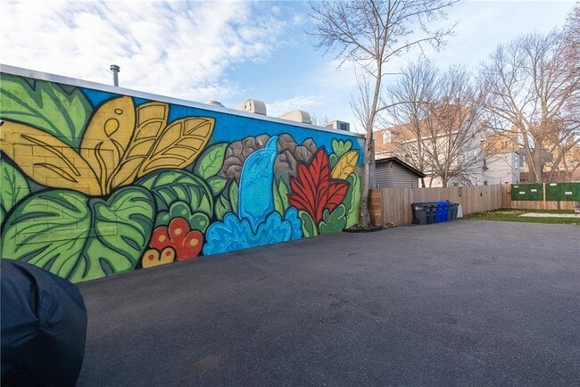 Building Photo - 49 Hollis St