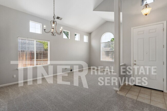 Building Photo - 8287 Lauffer Way