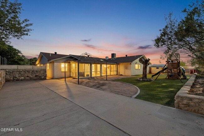 Building Photo - 1509 Lost Padre Mine Dr