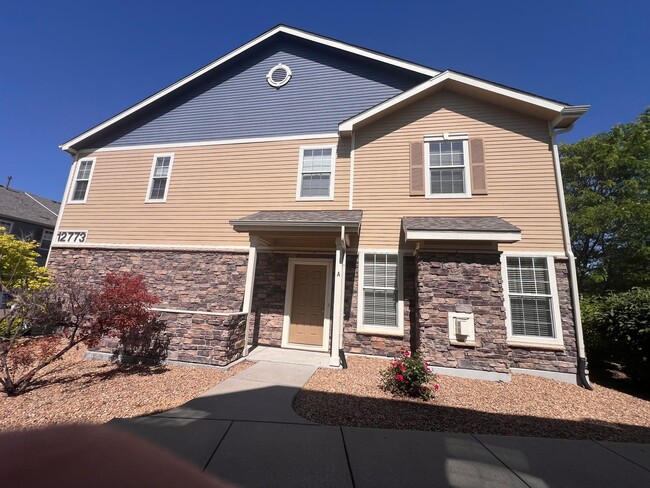Primary Photo - 12773 Leyden St
