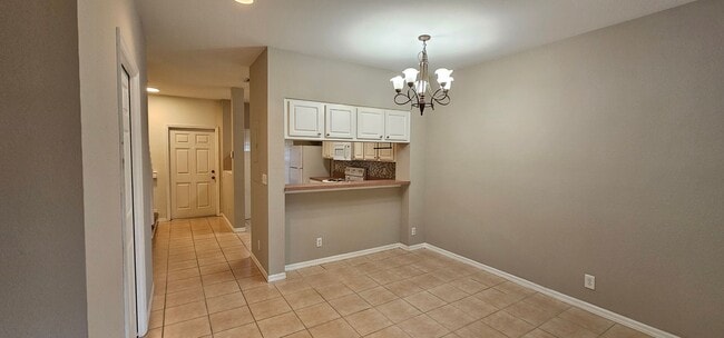 Building Photo - 2 Bedroom Townhouse in Cypress Landing – Available Now! $1299