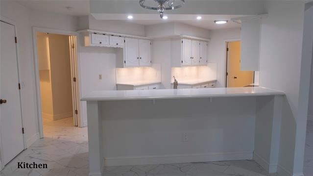Building Photo - 2300 Monticello Cir