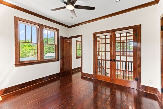 Building Photo - Beautiful 2 Bedroom 2 Bathroom Near Down Town Loveland