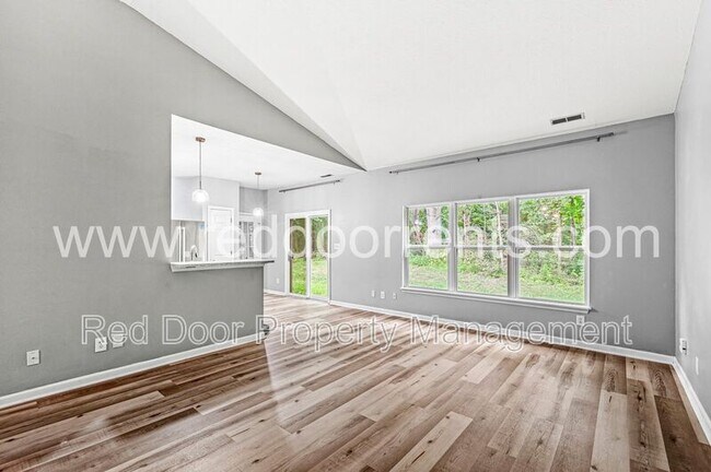 Building Photo - 5841 Hornbean Ct