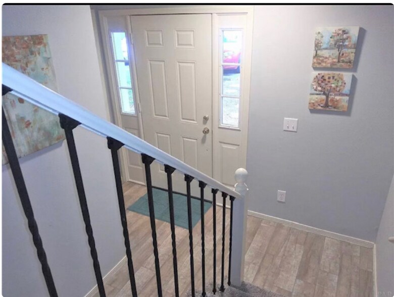 Building Photo - 10107 Vixen Pl