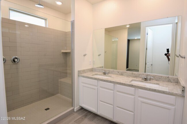 Building Photo - 12115 N Candywine Dr