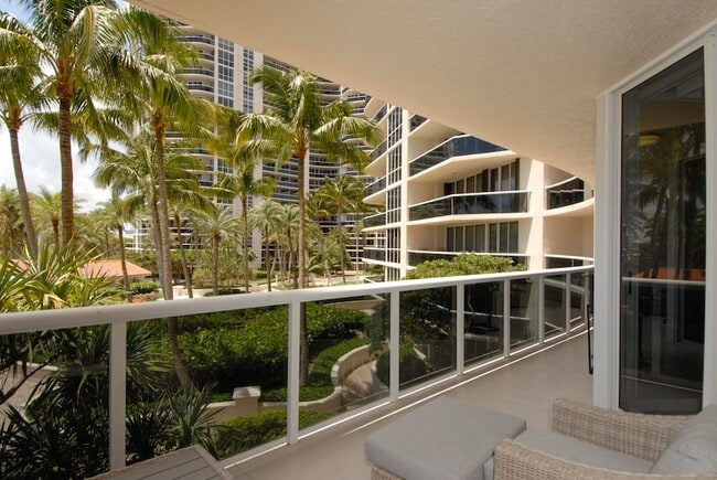 Building Photo - 3200 N Ocean Blvd