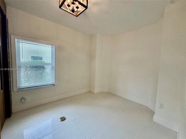 Building Photo - 16420 Sapphire St
