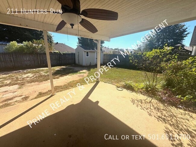 Building Photo - 211 Hunters Run