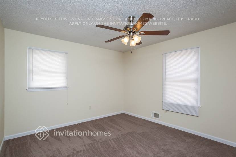 Building Photo - 2251 Rock Creek Dr